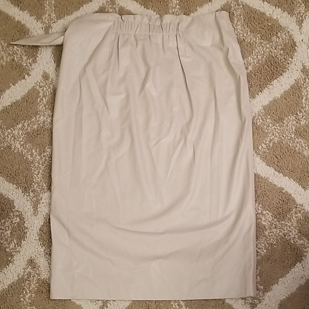 + (Plus) NWT knotted wrap skirt - Picture 7 of 8